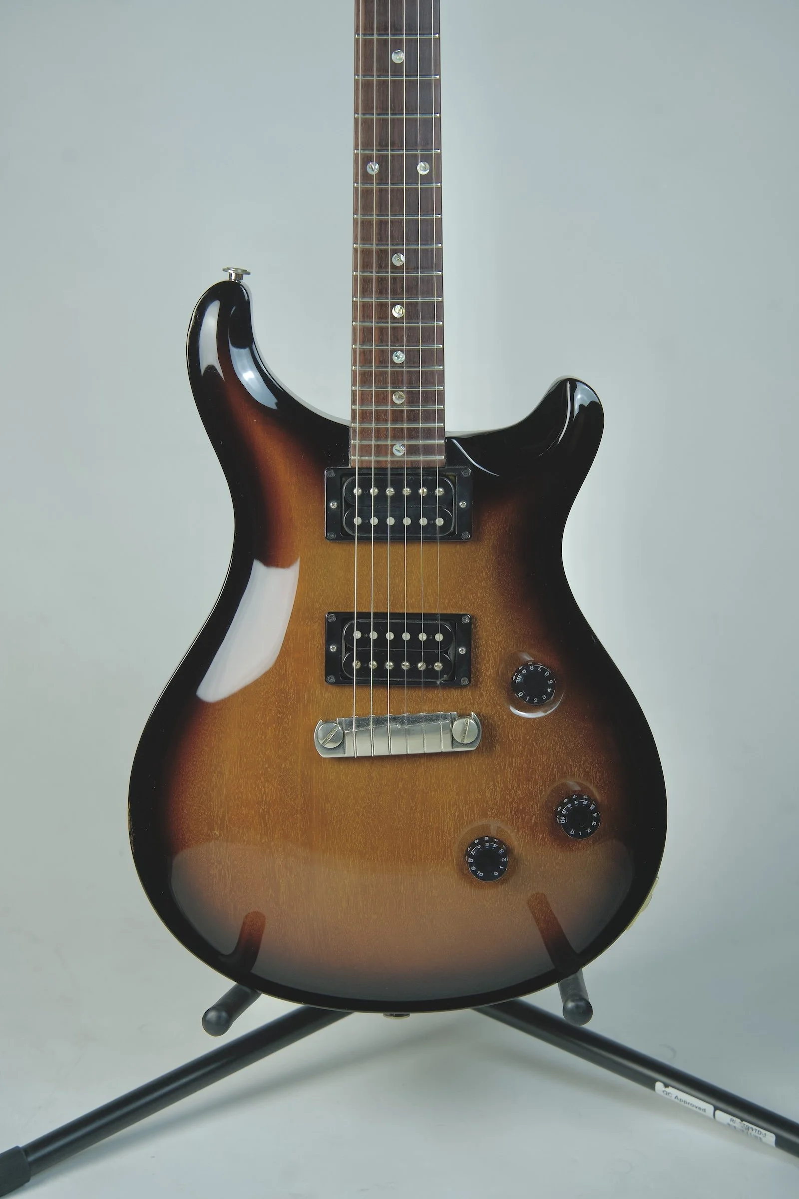 Fender Player Stratocaster Plus Top - Aged Cherry Burst